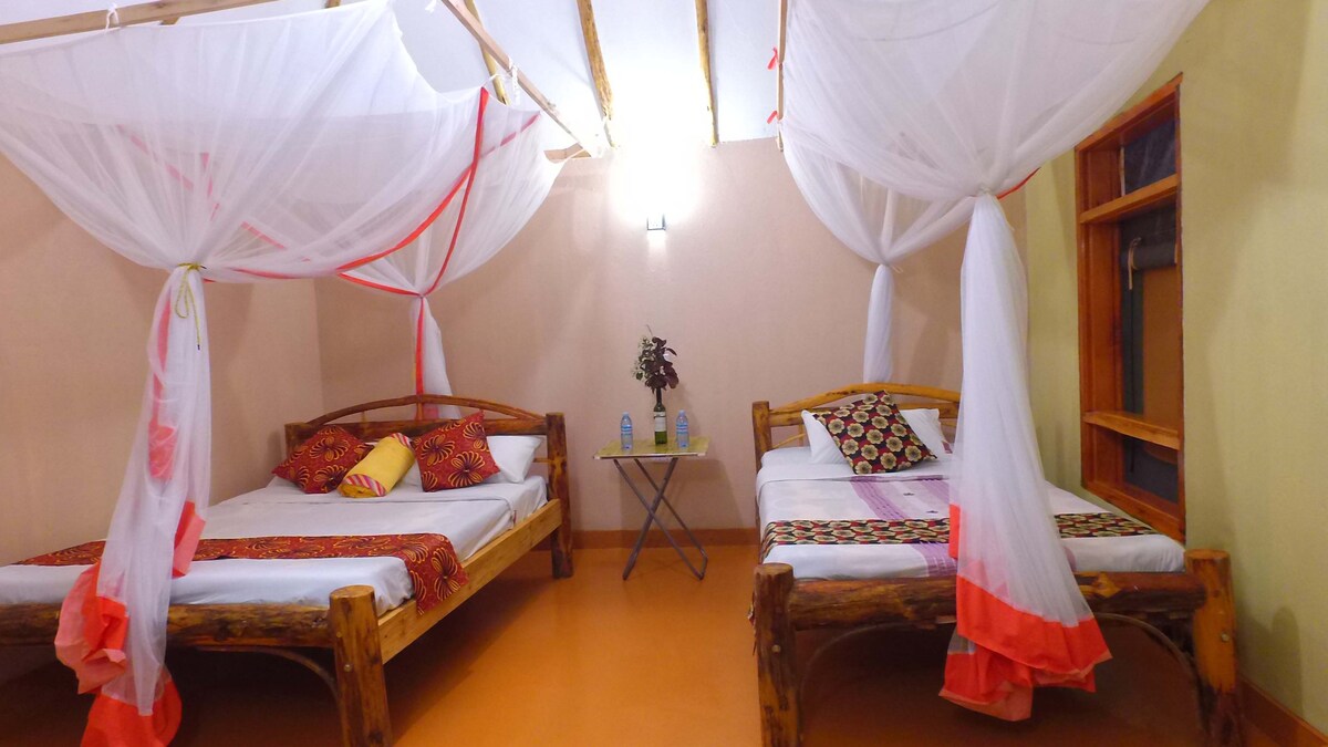 Kazinga Channel Resort.